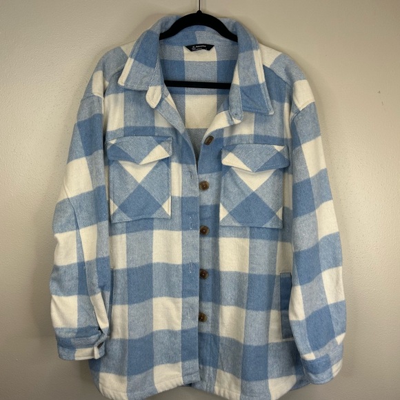 Members Mark Women's Blue and White Checkered Utility Shacket XL Soft Cozy - Picture 5 of 12